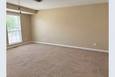 710 Bush Dr, Adams Township, PA 16046 - Photo 16