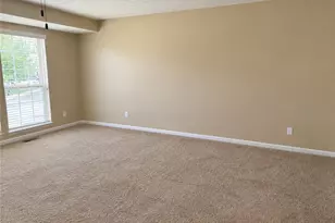 710 Bush Dr, Adams Township, PA 16046 - Photo 16