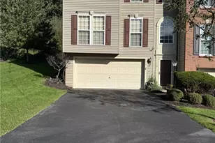 710 Bush Dr, Adams Township, PA 16046 - Photo 2