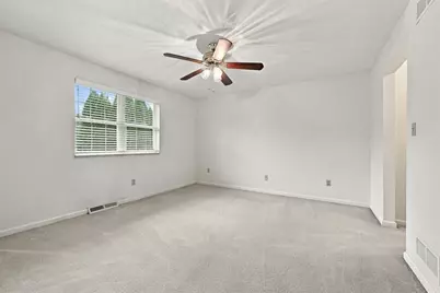 599 Newport Dr, Pittsburgh, PA 15235 - Photo 26