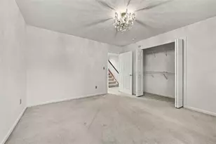 599 Newport Dr, Pittsburgh, PA 15235 - Photo 18