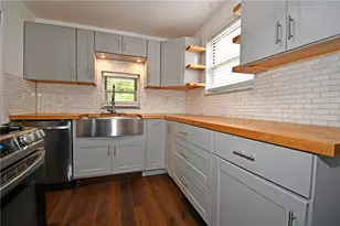 433 Ridgemont Dr, Pittsburgh, PA 15220 - Photo 10