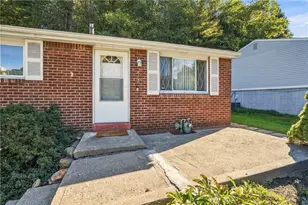 213 Alpine Village Dr, Monroeville, PA 15146 - Photo 2