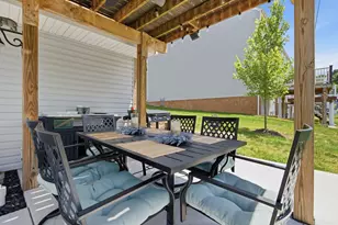 2301 Canterbury Dr, North Fayette, PA 15126 - Photo 40