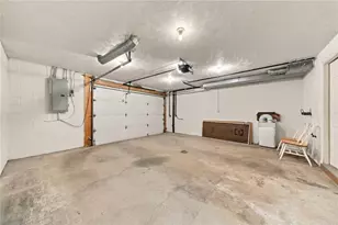 132 Odinwood Ct, Greensburg, PA 15601 - Photo 26