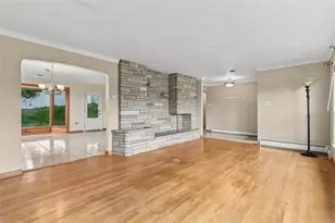 125 Schar Ct, Pittsburgh, PA 15209 - Photo 8