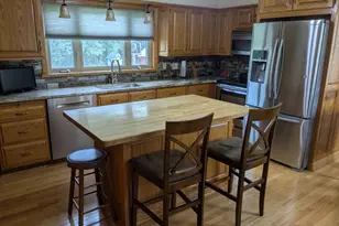 637 Wallace Run Rd, Big Beaver, PA 15010 - Photo 8