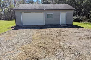 637 Wallace Run Rd, Big Beaver, PA 15010 - Photo 6
