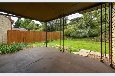 1050 Ardmore Manor Dr, Pittsburgh, PA 15221 - Photo 22