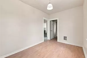 2515 S 18th St, Pittsburgh, PA 15210 - Photo 8