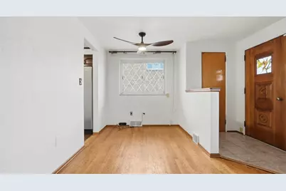 4782 Barone Dr, Pittsburgh, PA 15227 - Photo 12