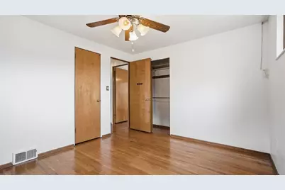 4782 Barone Dr, Pittsburgh, PA 15227 - Photo 24