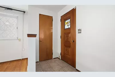 4782 Barone Dr, Pittsburgh, PA 15227 - Photo 8