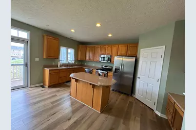 302 Fairgate Drive, Pine Township, PA 15090 - Photo 4
