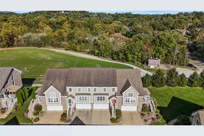 1053 Waterford Ct  E, North Strabane, PA 15317 - Photo 4