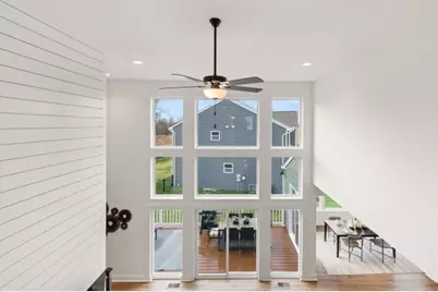 2699 SE Salerno Drive, Collier Township, PA 15071 - Photo 10