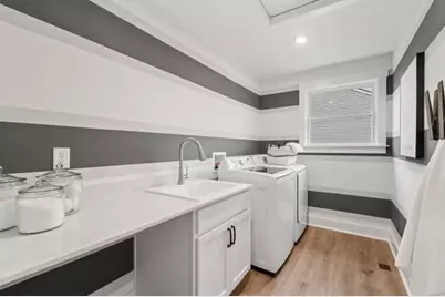 2699 SE Salerno Drive, Collier Township, PA 15071 - Photo 18