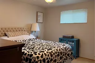 109 Eileen Dr, Pittsburgh, PA 15227 - Photo 8