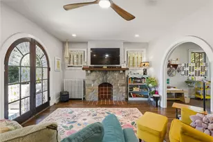 8 Chalfonte Ave, Pittsburgh, PA 15229 - Photo 6