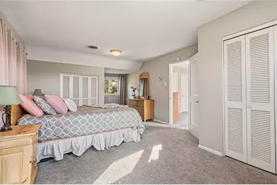 19 Sigrid Dr, Carnegie, PA 15106 - Photo 16