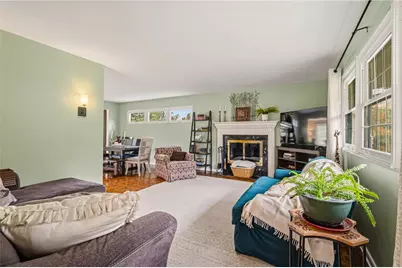 19 Sigrid Dr, Carnegie, PA 15106 - Photo 4
