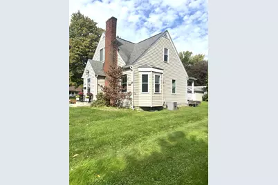 310 W Fairmont Ave., Neshannock Township, PA 16105 - Photo 2