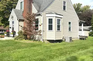 310 W Fairmont Ave, Neshannock Township, PA 16105 - Photo 2
