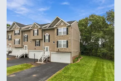 1112 Arrowhead Dr, South Strabane, PA 15301 - Photo 2