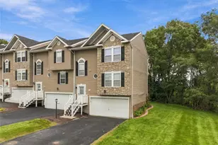 1112 Arrowhead Dr, South Strabane, PA 15301 - Photo 2