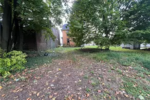 1031 E Washington St, New Castle, PA 16101 - Photo 14