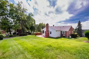 3633 Provost Rd, Pittsburgh, PA 15227 - Photo 14