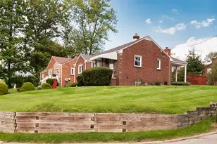 3633 Provost Rd, Pittsburgh, PA 15227 - Photo 2