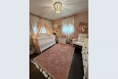 1115 Grandview Dr, Jeannette, PA 15644 - Photo 10
