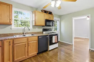 3331 Wallace Dr, Pittsburgh, PA 15227 - Photo 10