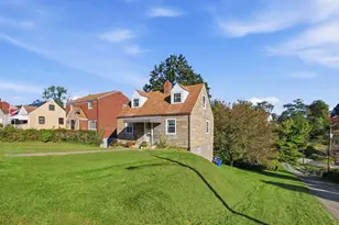3331 Wallace Dr, Pittsburgh, PA 15227 - Photo 2