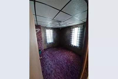 408 1st Ave, Ellwood City, PA 16117 - Photo 16