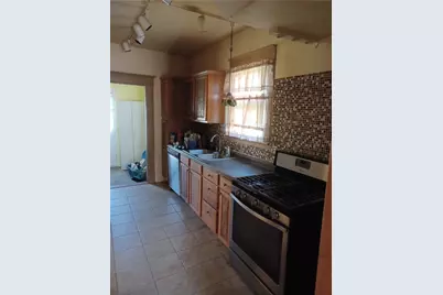408 1st Ave, Ellwood City, PA 16117 - Photo 12