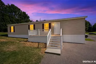 207 Cedar Ln, Middlesex Township, PA 16059 - Photo 2