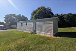 207 Cedar Ln, Middlesex Township, PA 16059 - Photo 14