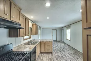 208 Cedar Ln, Middlesex Township, PA 16059 - Photo 10