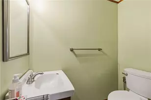 3407 Pinewood Dr, West Homestead, PA 15120 - Photo 14