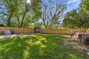 3407 Pinewood Dr, West Homestead, PA 15120 - Photo 6