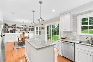 1123 Rial Dr, Bethel Park, PA 15102 - Photo 18