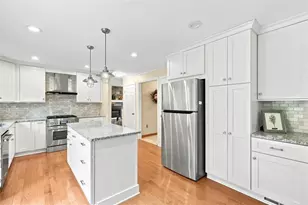 1123 Rial Dr, Bethel Park, PA 15102 - Photo 16