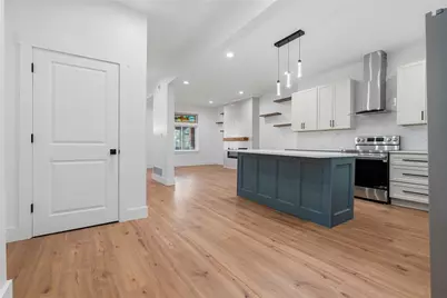 7704 Cannon St, Pittsburgh, PA 15218 - Photo 6