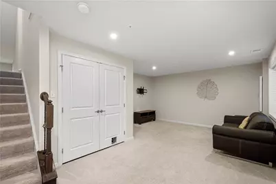 160 Cole Dr, Robinson Twp, PA 15136 - Photo 32