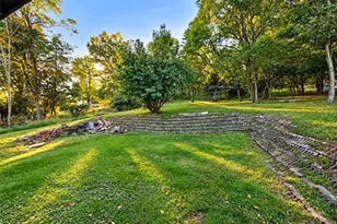 601 7th St Ext, New Kensington, PA 15068 - Photo 2