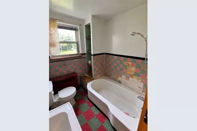 601 7th Street Ext, New Kensington, PA 15068 - Photo 10