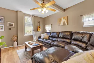 351 Profio Rd, Cecil, PA 15057 - Photo 6