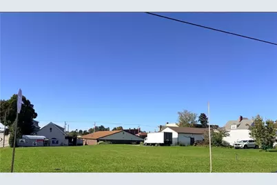 213 W 3rd Ave, Derry Boro, PA 15627 - Photo 2